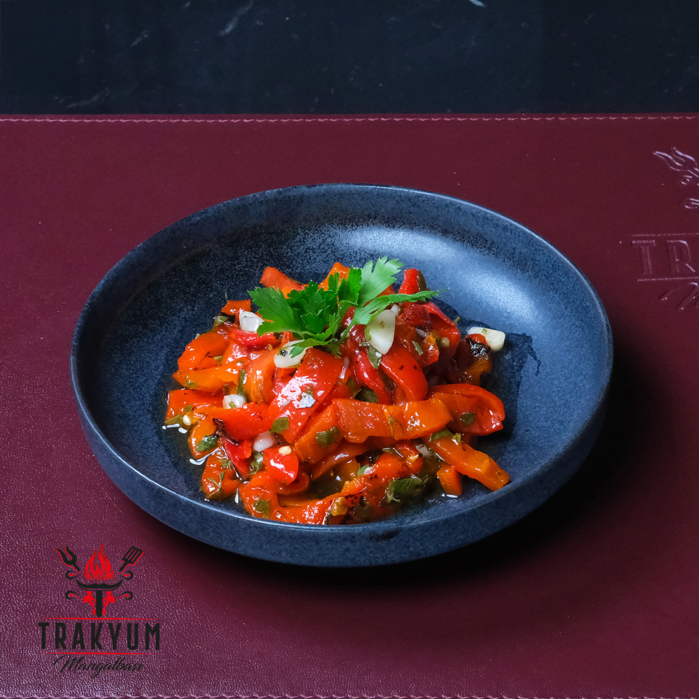 Köz Biber Salatası